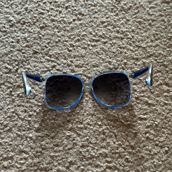 Marc Jacobs Sunglasses - Picture 3 of 4